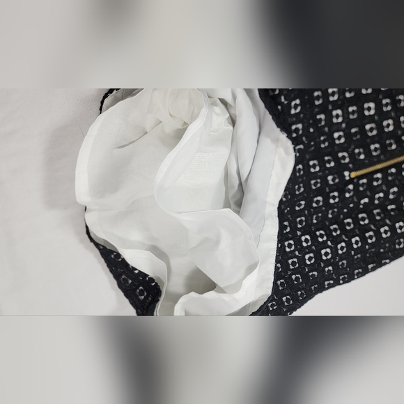 Kate Spade New York Guipure Lace Shift Dress Girl's Size 7 Black White - Picture 13 of 16